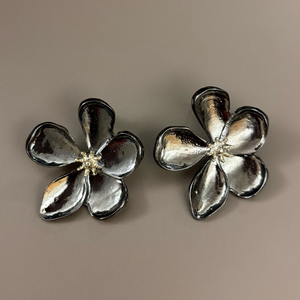 Large Glitzy Flower Studs